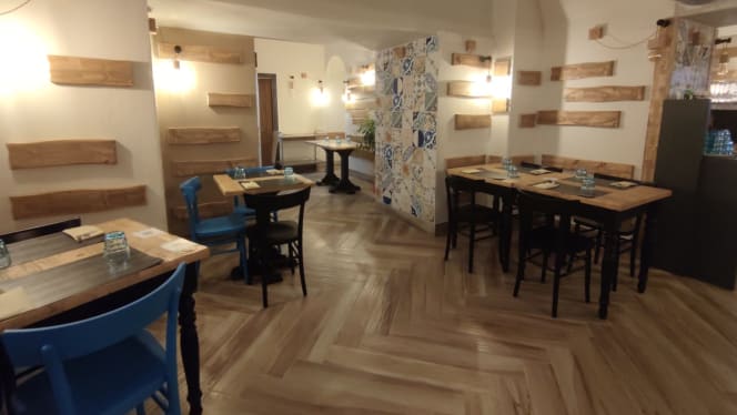 Gusto Marigliano - via Medina - Napoli - 8