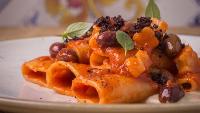 Gusto Marigliano - via Medina - Napoli - 2