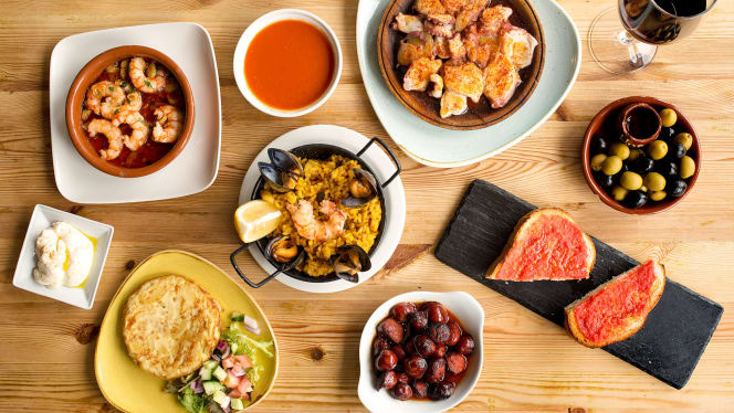 La Paella Tapas Bar - 5