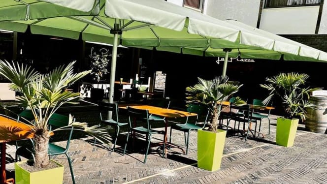 La Piazza Friesenberg - 8