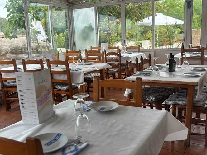 Can Gafet, comida mallorquina, carnes y pescados a la brasa - 3