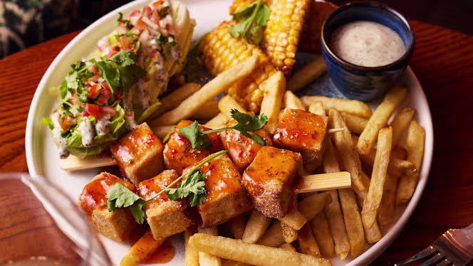 Triplekirks Aberdeen - 1