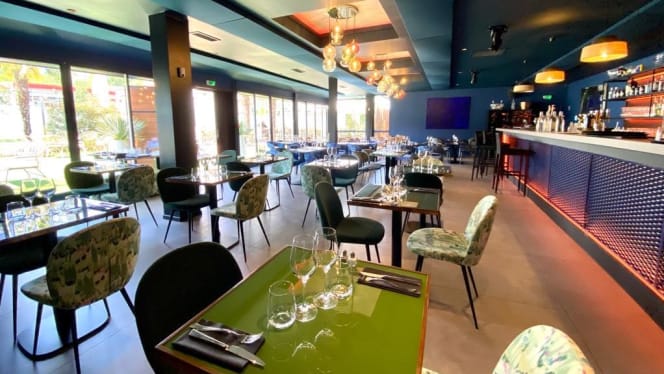 West Restaurant - 8