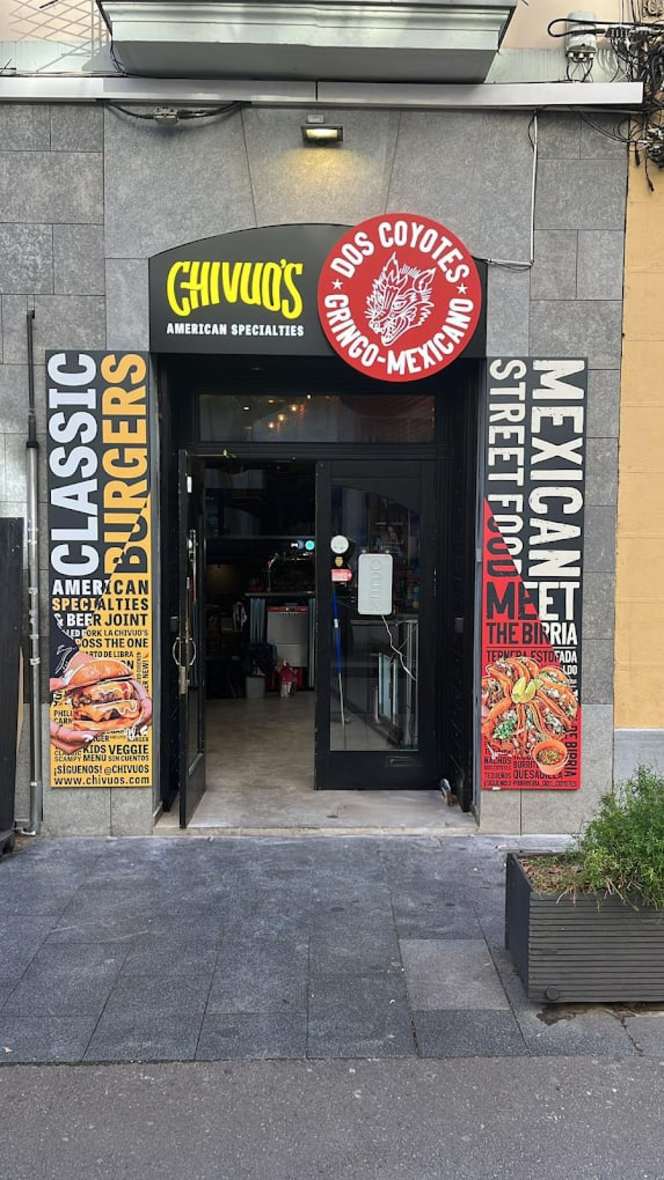 Dos Coyotes - Mexican Birriería | Poblenou - 5