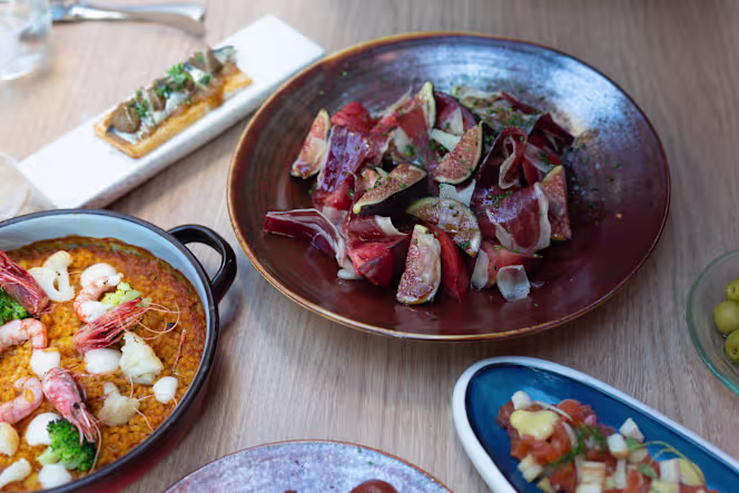 Vinos & Tapas La Azotea - 6