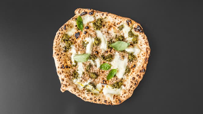 Scugnizzo Pizzeria - 7