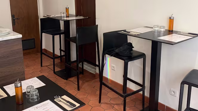 Scugnizzo Pizzeria - 3