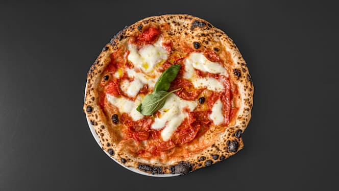 Scugnizzo Pizzeria - 4
