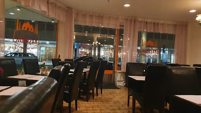 Indian Kashmir Restaurang - 4
