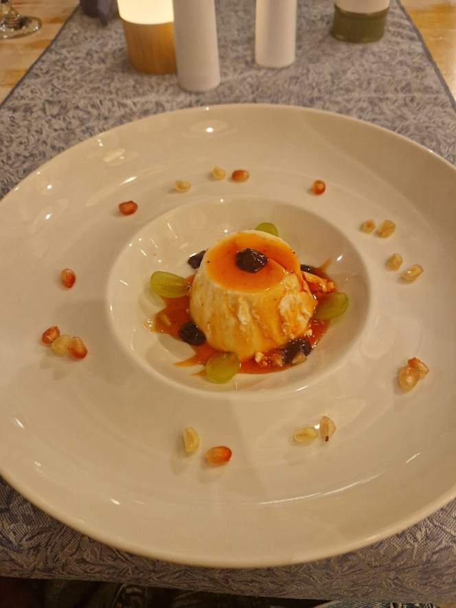 Almira Restaurant - 7