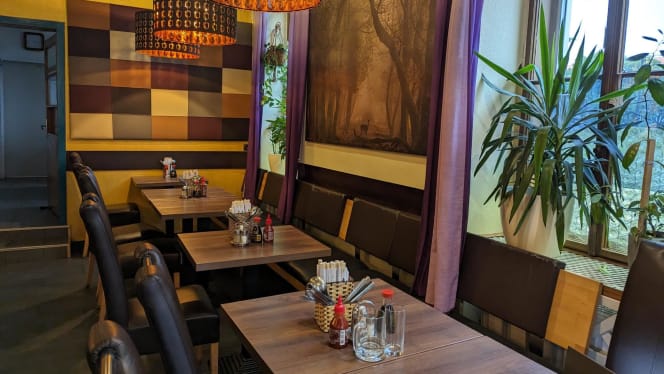 Viet House Restaurant - 6