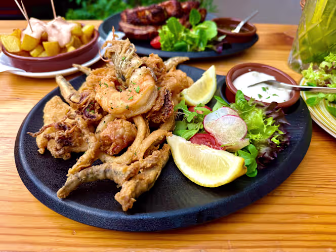 Sol y Sabor - Tapas Bar - 1