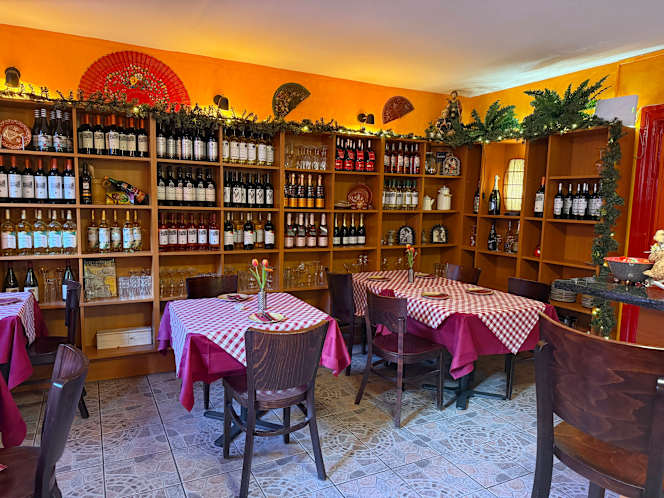 Sol y Sabor - Tapas Bar - 0