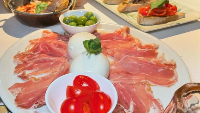 Varesi Lounge Paterna - 1