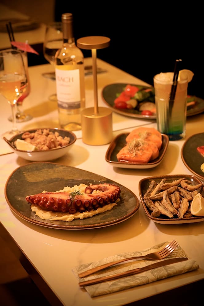 Velabcn Restaurante & Lounge Bar - 0