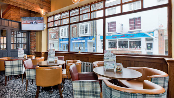 Hogshead Newport - 5