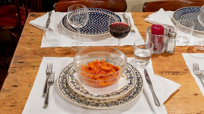 Trattoria 13 Gobbi Bistrot  Wine Bar - Via della Porcellana 7R - 1