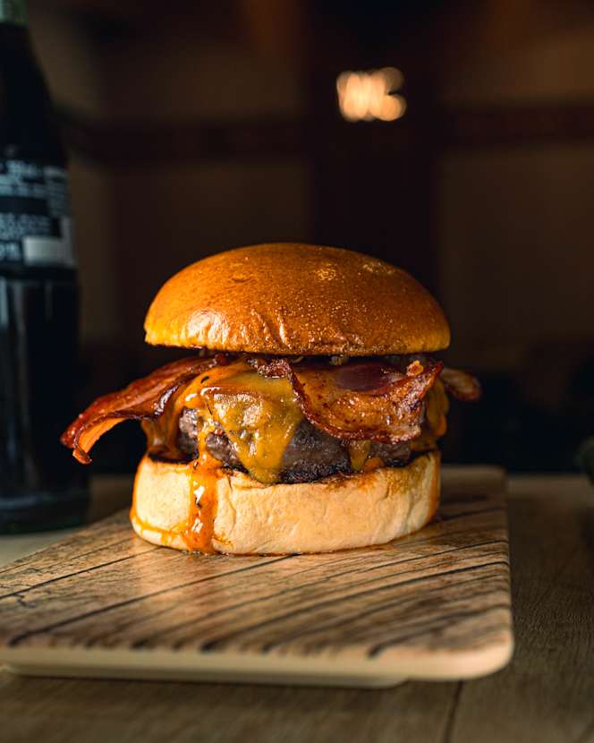 Milfers Burgers - 3