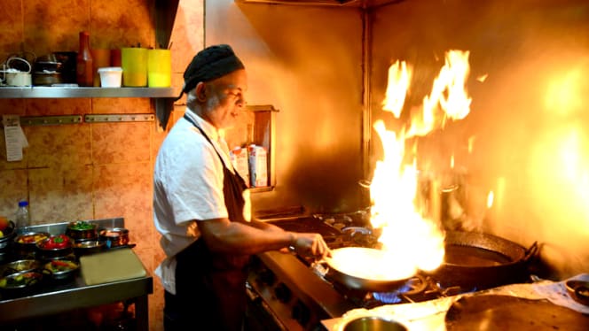 Shapla Restaurante Indio - 8