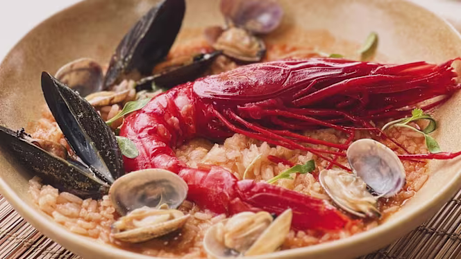 Villa Meco Restaurant & Sushi Bar - 9