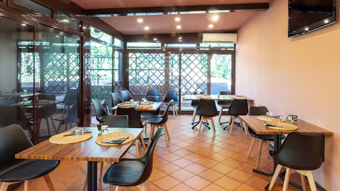 The Garden Bistrot - 4