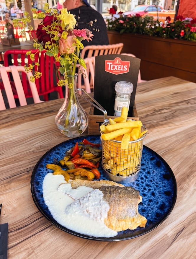 Dutch Pub de Zaak - 8