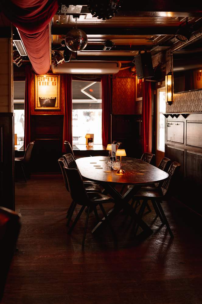 Dutch Pub de Zaak - 0