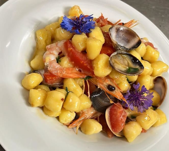 Bar Trattoria Cannavota - Follonica - 0