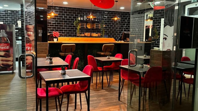 Wagasa Sushi Bar - 9