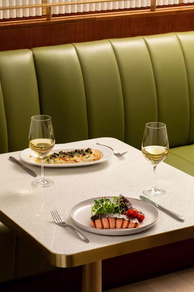 Park Corner Brasserie - 1