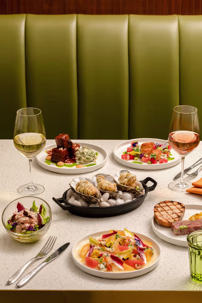 Park Corner Brasserie - 5