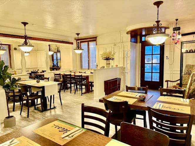 Bliss Restaurant Lebanese - 4