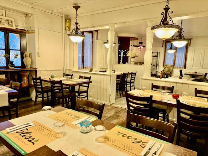 Bliss Restaurant Lebanese - 5