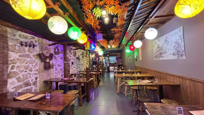 Mu a table 見你一面 - Restaurant - Paris