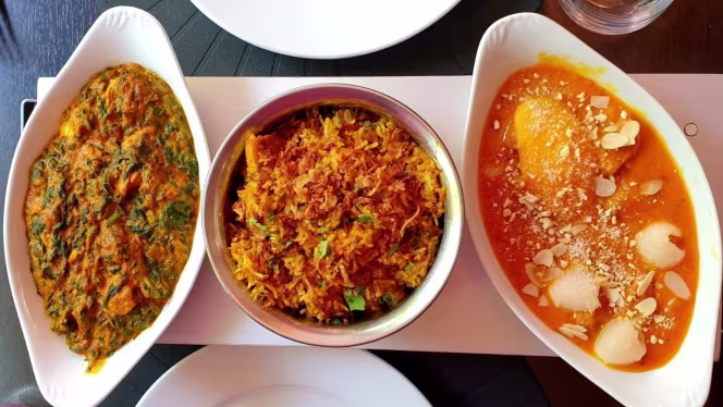 Curry Heaven Indian Restaurant - 7