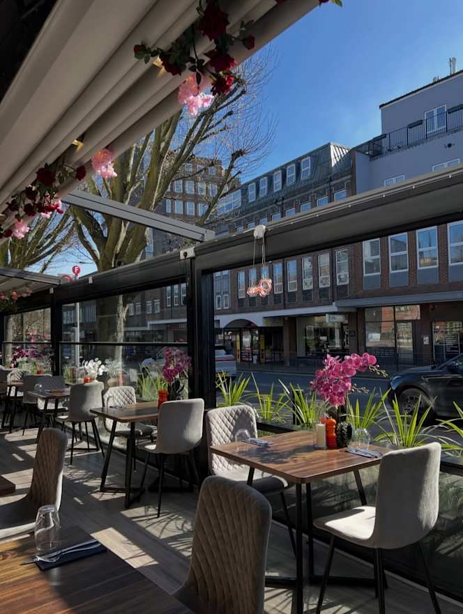 Coco's Stanmore Restaurant - 4