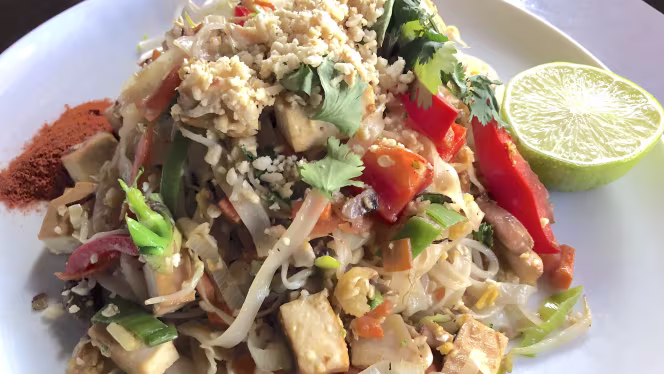 Oam Thong (Sanuk) - Madrid - 1