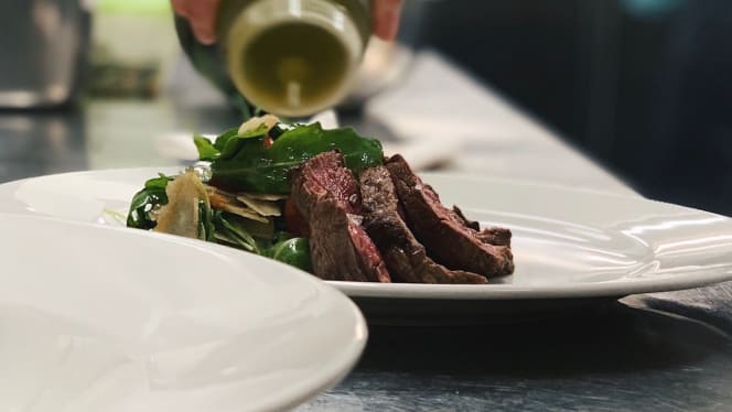 Momenti Italian Food & Wine - 8