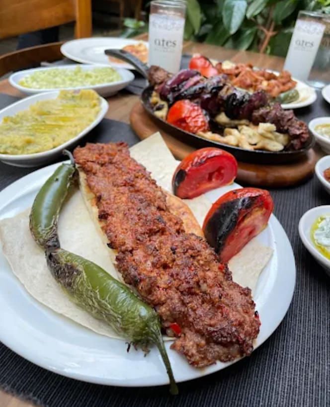 Defne Restaurant Southend - 9