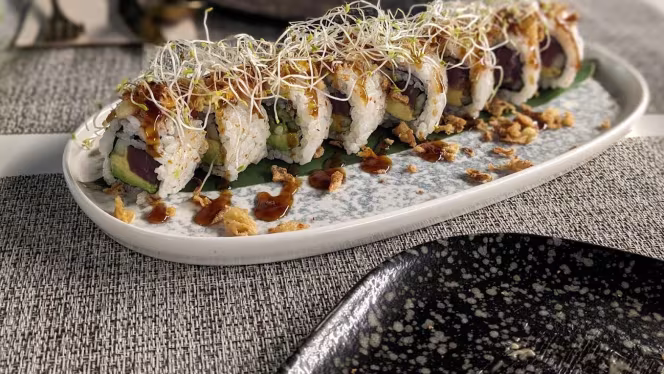 Kombu Asian Fusion Sushi - 6