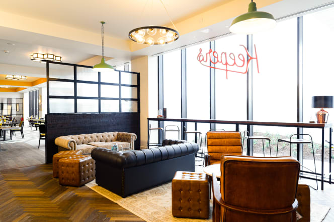 Keepers Kitchen & Bar - 8