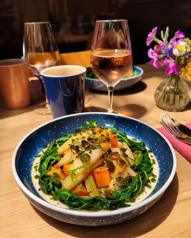 Kooma Brasserie & Magasin - 3