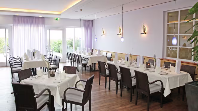 Wyndham Stralsund - Prime Restaurant & Bar - 6
