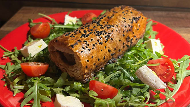 Courtyard Wine Cellars & Kitchen - London - 8