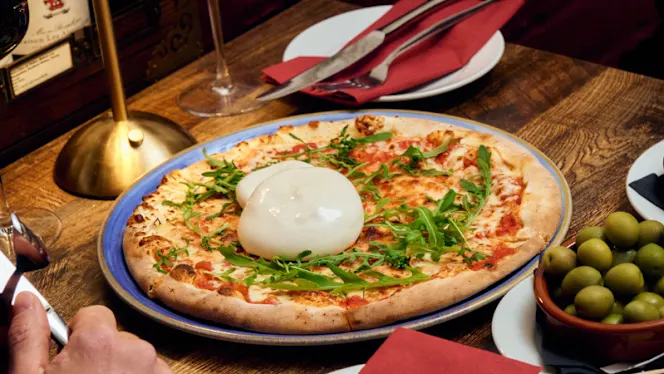 Courtyard Wine Cellars & Kitchen - London - 0