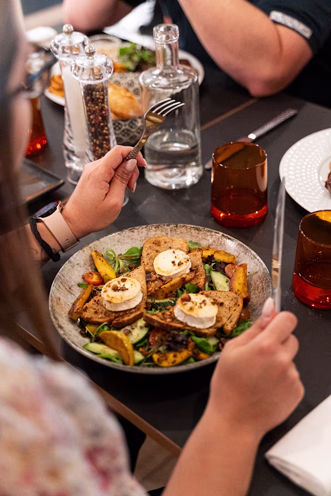 Le Descartes Brasserie - 1