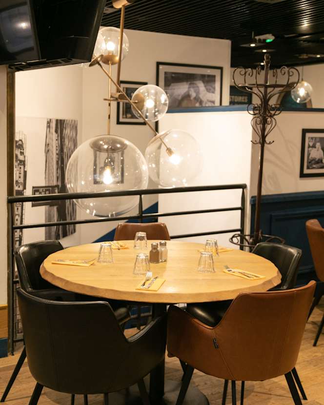 Pizzeria Brasserie La Banque - 5