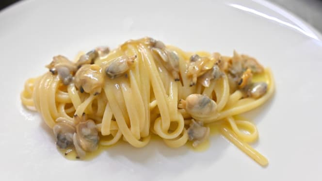 Nobi Restaurant & Pool Bar - 5