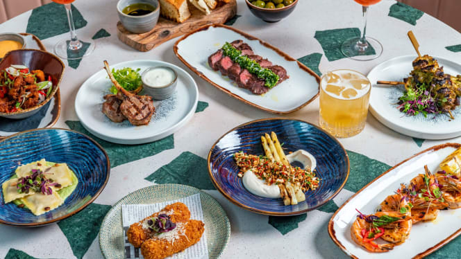 Shakedown Bar & Restaurant - 6