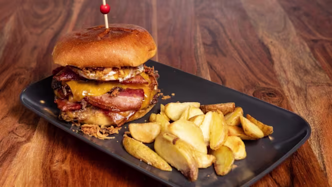 Sixtizo Gastro Bar - 7